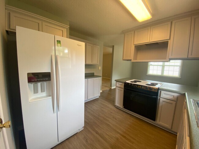 Building Photo - Adorable Bonaire Rental!