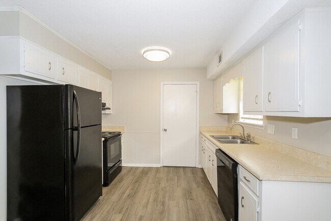 Building Photo - Cozy 3 Bedroom Home in Augusta, GA