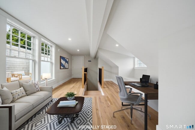 Building Photo - 8 Husted Ln