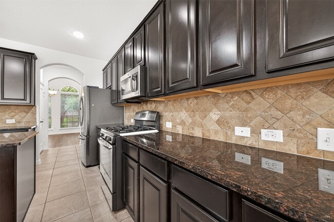 Building Photo - 17415 Sandalisle Ln