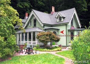 Primary Photo - 51 Lowland Hill Rd