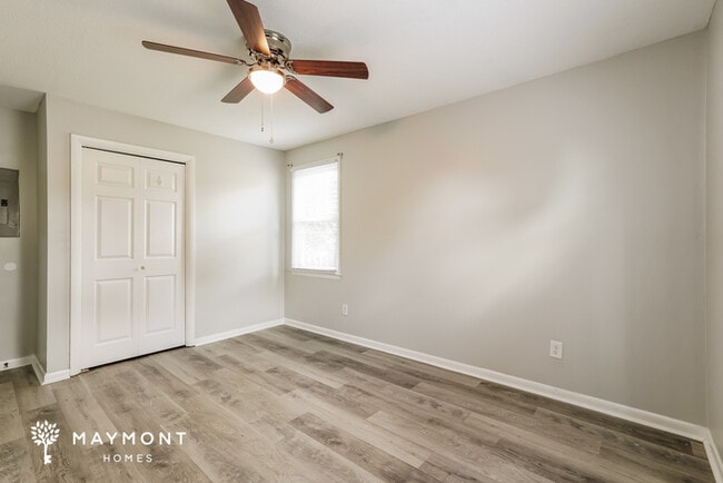 Building Photo - 111 Morehead Ct