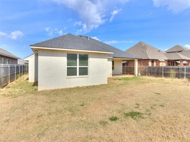 Building Photo - 3112 NW 184th Terrace