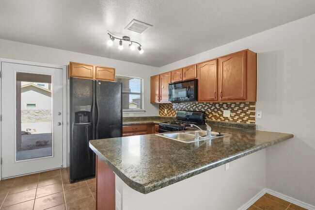 Building Photo - 2300 Glitter Point
