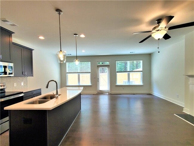 Building Photo - 389 Auburn Valley Wy