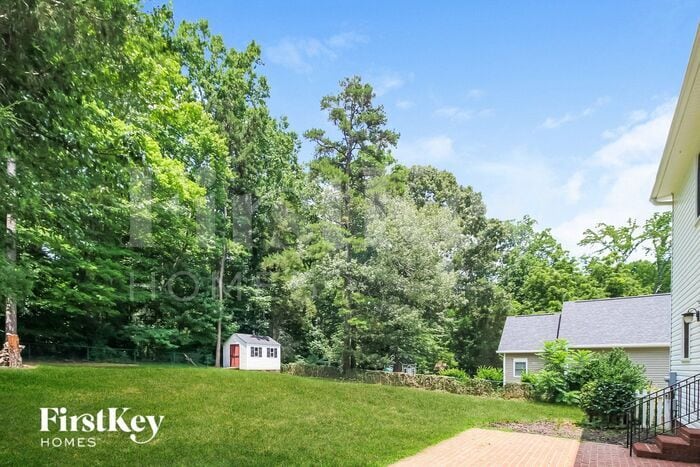 Building Photo - 6845 Greenbrook Dr