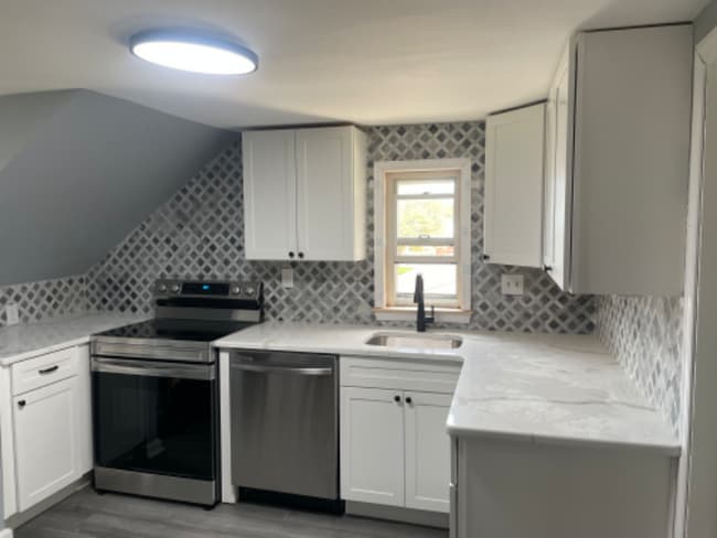 Building Photo - 141 Willow Grove Ave