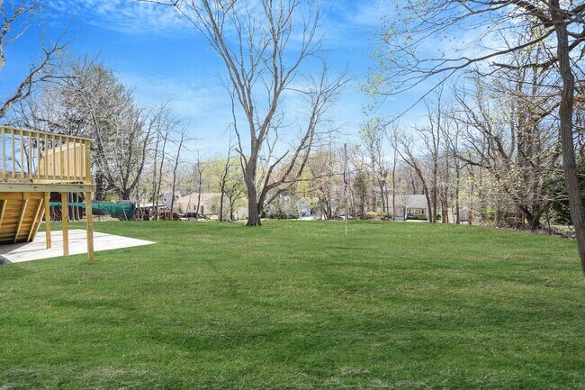Building Photo - 2939 N Wading River Rd