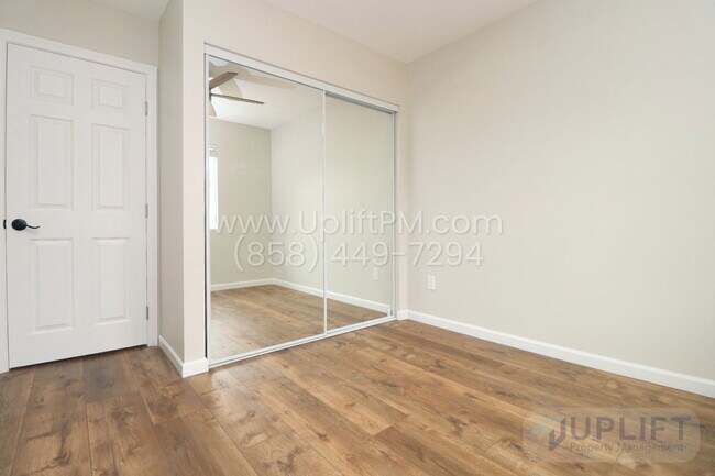 Building Photo - 10171 Empress Ave