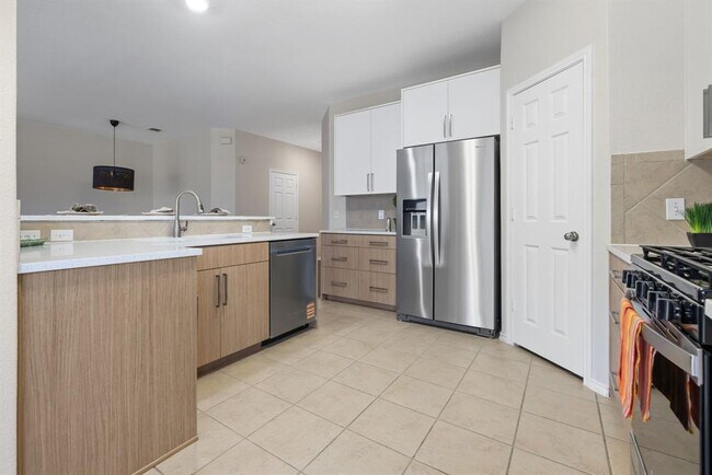 Building Photo - 3312 Porter Creek Cove