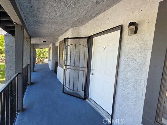 Building Photo - 44036 25th St W