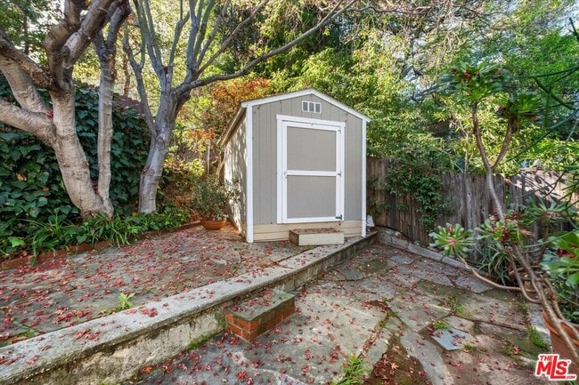 Building Photo - 3479 Oak Glen Dr