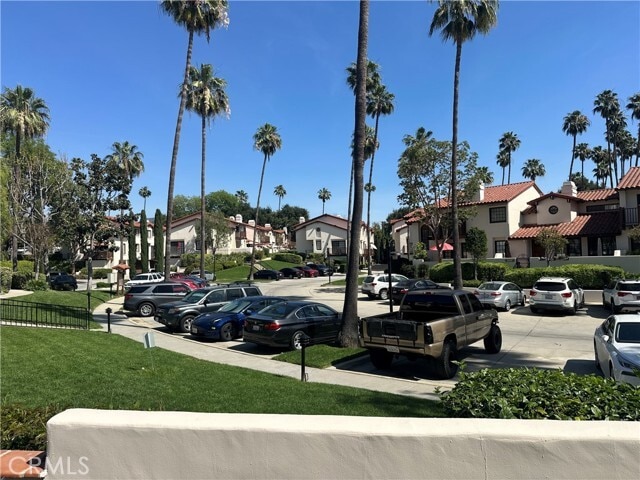 Building Photo - 415 E Bougainvillea Ln