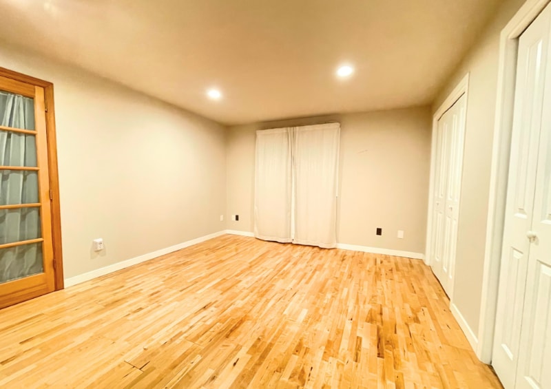 Building Photo - 12515 SE 74th St