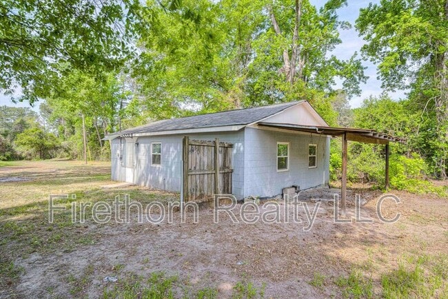 Building Photo - 2719 Meadowbrook Dr