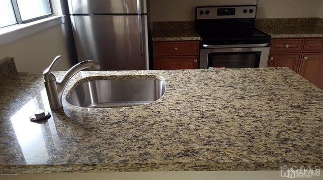 Building Photo - 31A Haddon Rd