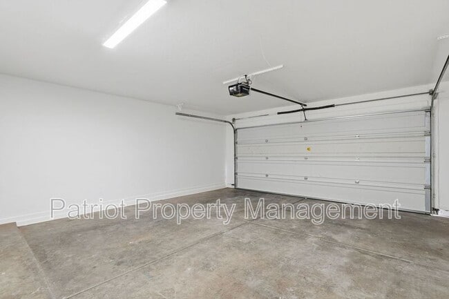 Building Photo - 13441 N 151st Dr