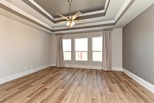 Building Photo - 208 Rocky View Ln