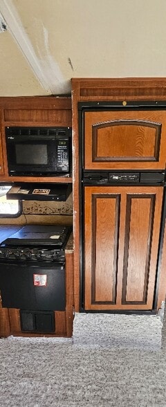 Building Photo - 433 Wall St