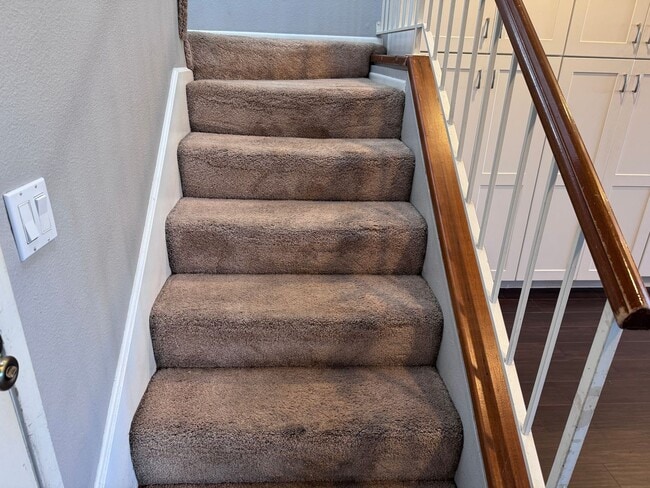 Building Photo - 2 Bedroom 2.5 Bath in the Beautiful City of Corona