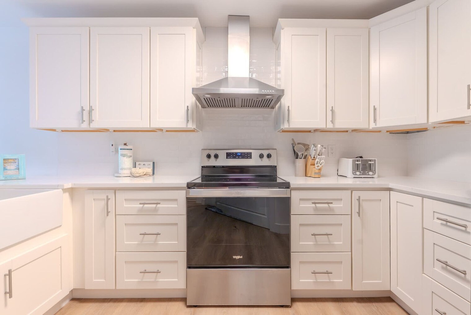 Building Photo - 10 Lemoyne Ave