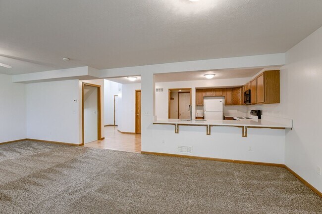 Building Photo - 7261-7265 Dorchester