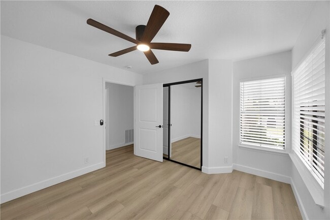 Building Photo - 1225 E Palm Dr