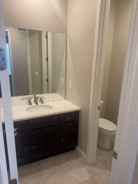 Building Photo - 7040 Hyland Hills St