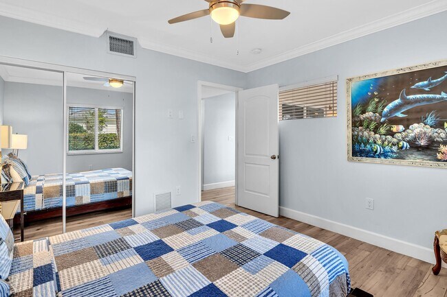 Building Photo - 3204 Beacon St