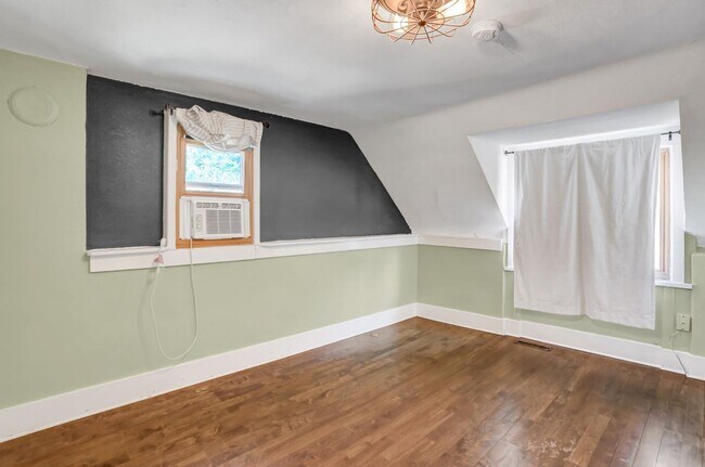 Building Photo - 63 Acoma St