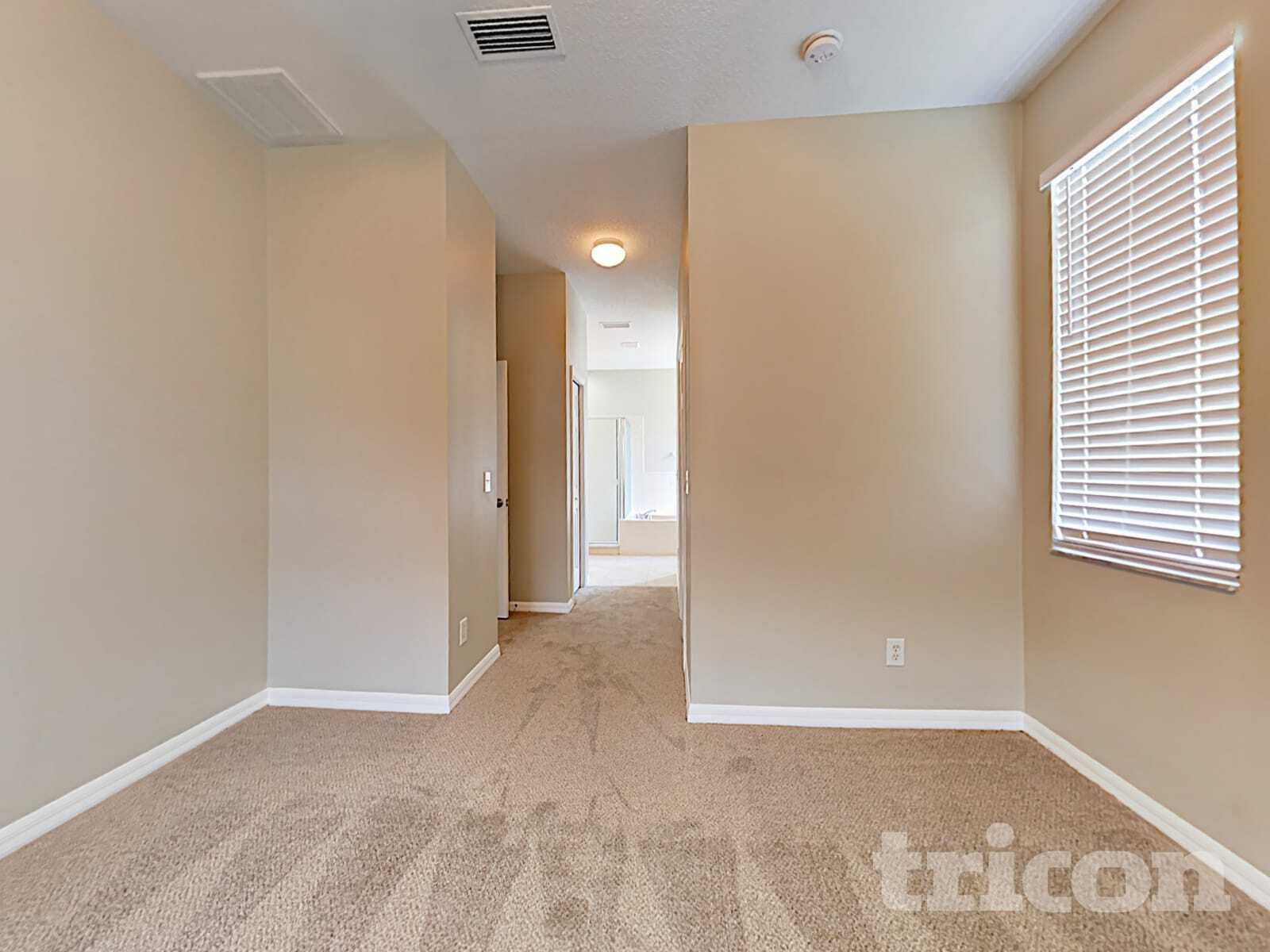 Building Photo - 11723 Grove Arcade Dr