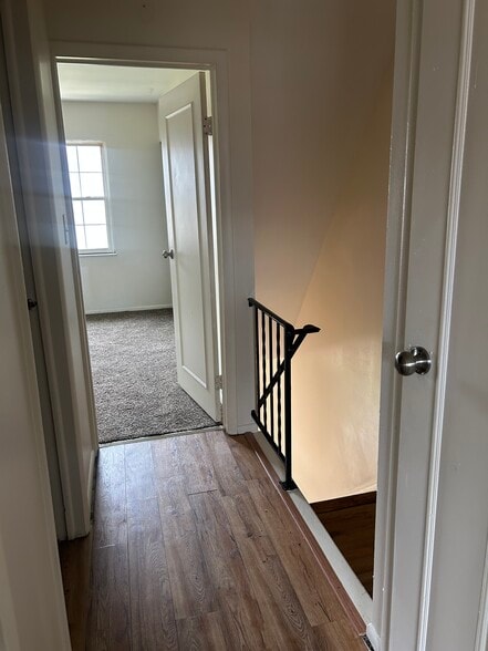 Building Photo - 4677 Tarryton Ct S