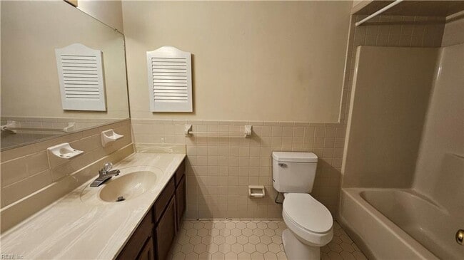 Building Photo - Kempsville Condo