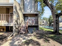 Building Photo - 5300 E Cherry Creek S Dr