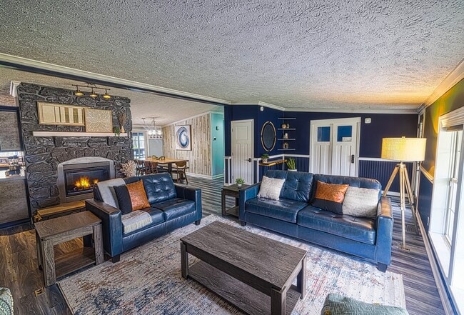 Primary Photo - 7512 W 136th Pl