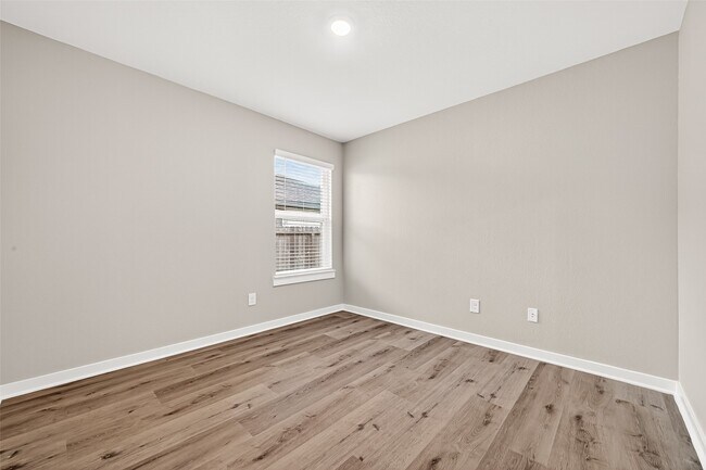 Building Photo - 3919 Sparkman Ln