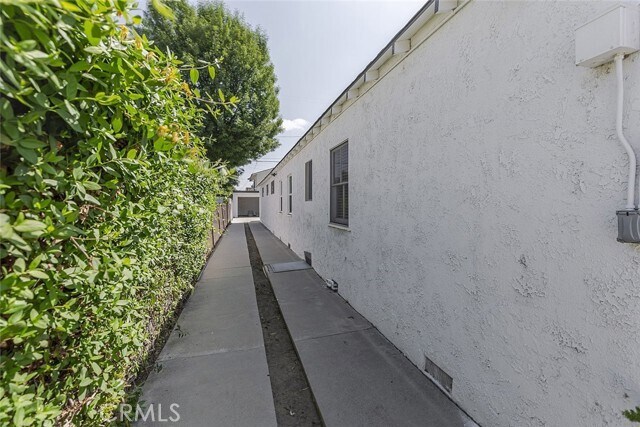 Building Photo - 7856 Paso Robles Ave