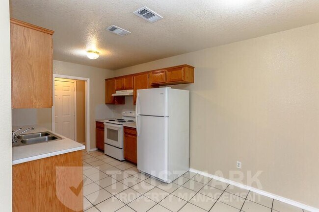 Building Photo - 4409 July Dr