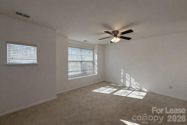 Building Photo - 123 Leyton Loop