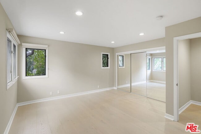 Building Photo - 4055 Nogales Dr