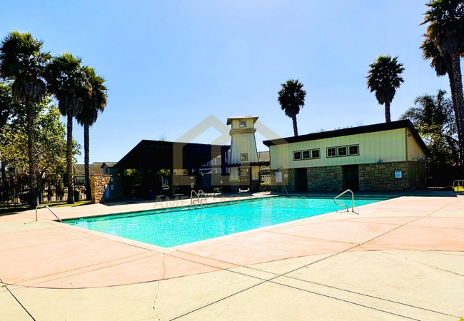 Building Photo - 1623 Barolo Pl