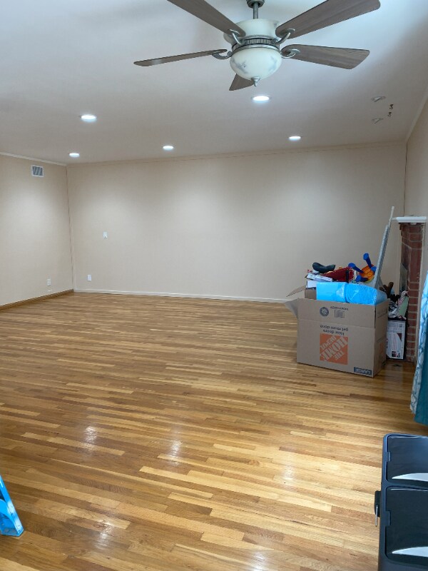 Building Photo - 12081 Diane St