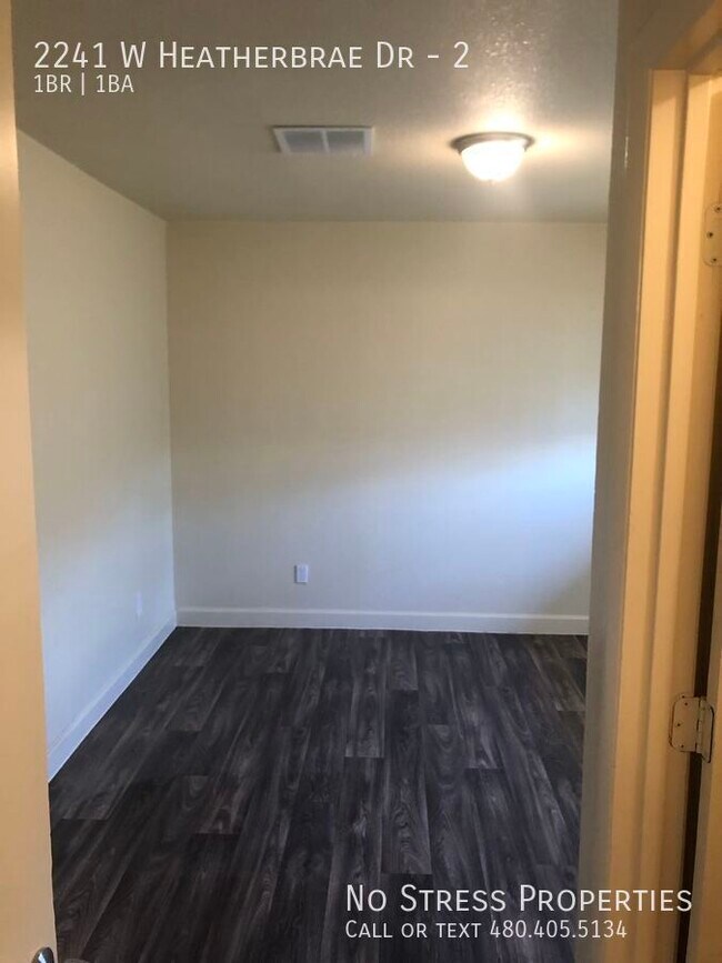 Building Photo - 2241 W Heatherbrae Dr