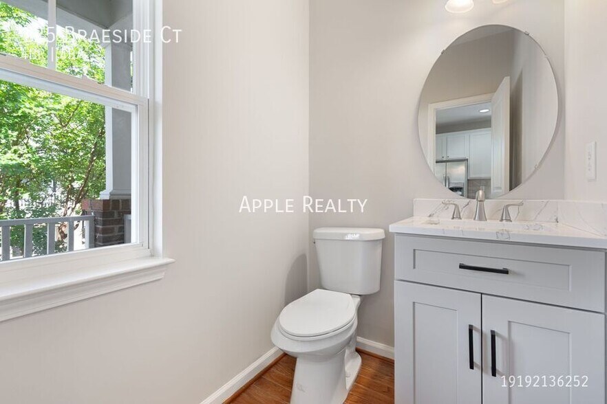 Building Photo - 125 Braeside Ct