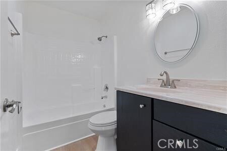 Building Photo - 422 Tartan Way