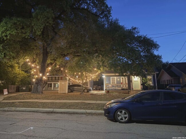 Building Photo - 218 Natalen Ave