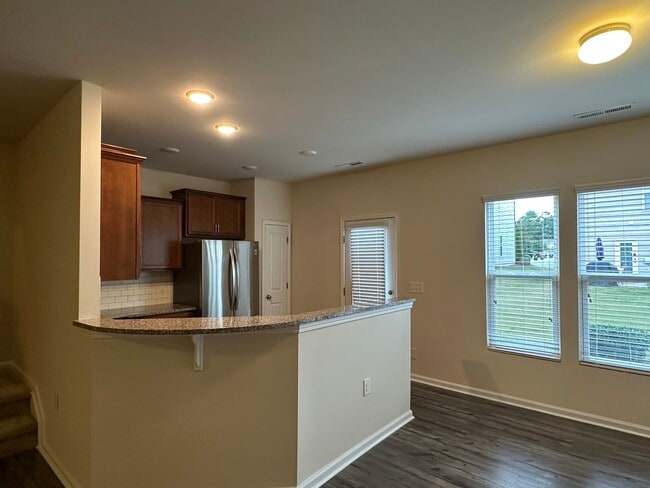 Building Photo - 1032 Laceflower Dr