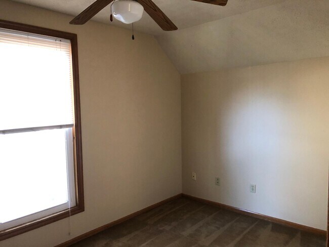 East Bedroom - 1104 Pennsylvania Ave