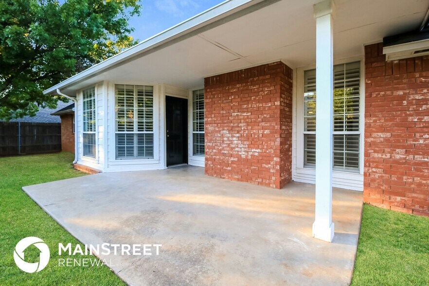 Building Photo - 4212 NW 146th Terrace