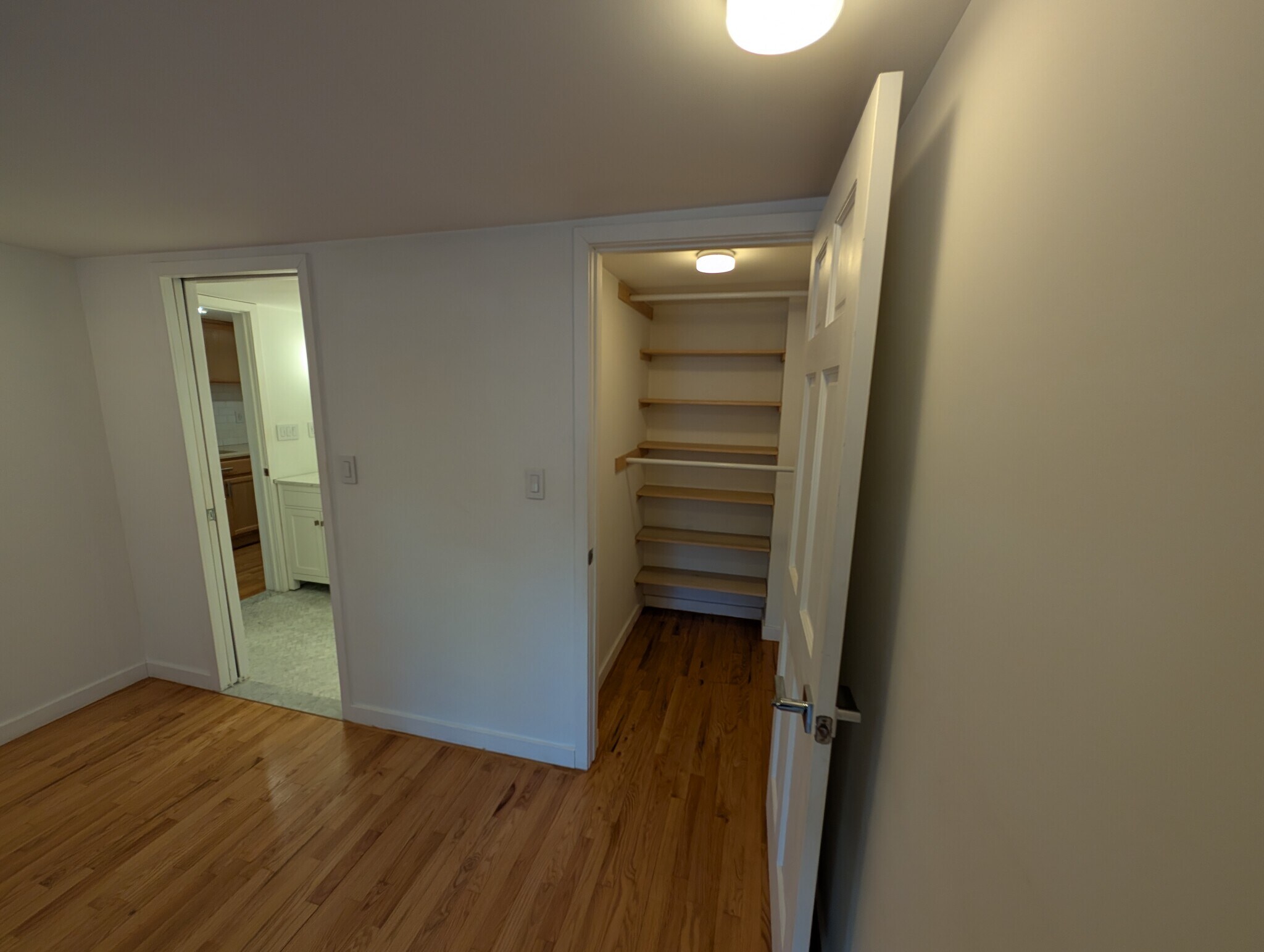 Building Photo - 153 Heyward St